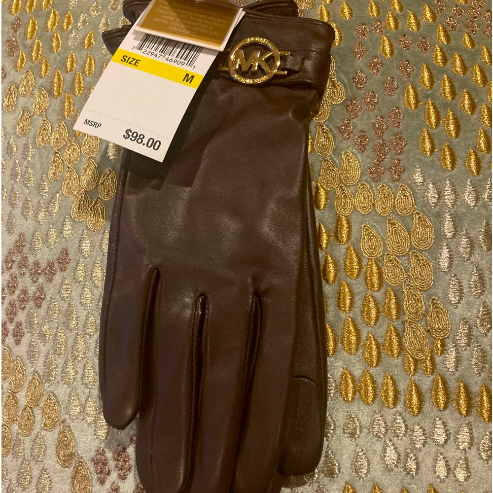 BN Michael Kors Signature Leather Gloves 🧤